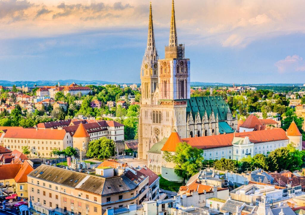 Zagreb walking with funicular ride